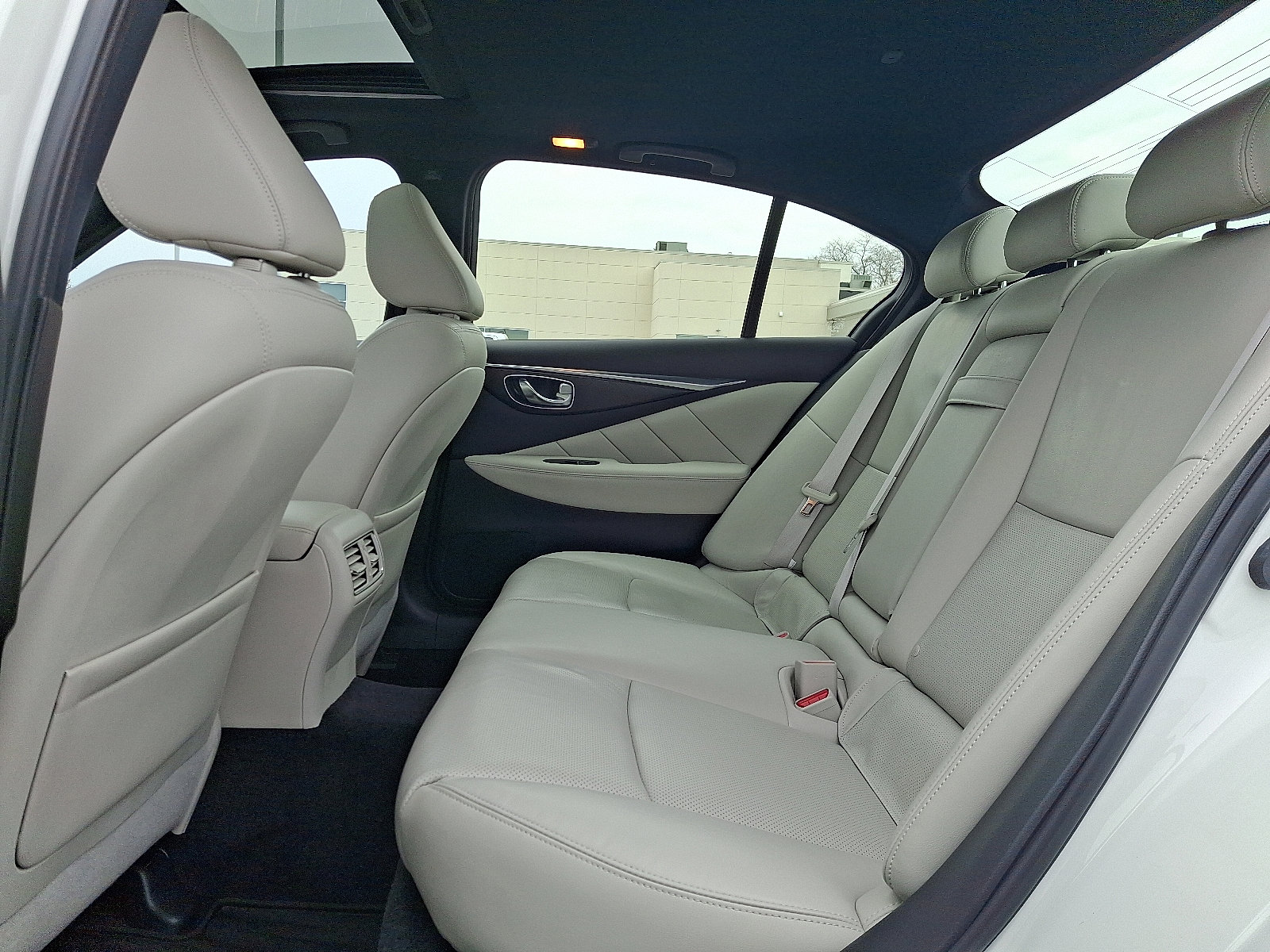 Certified 2023 INFINITI Q50 Sensory image 10