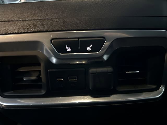 Used 2020 GMC Sierra 2500 Denali w/ Denali Ultimate Package image 16