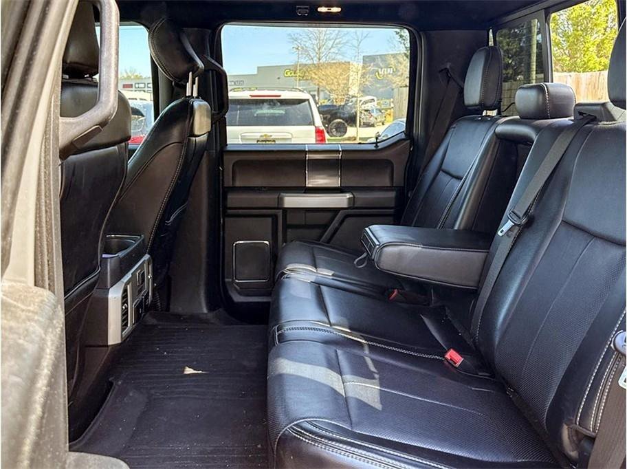 Used 2018 Ford F150 Lariat w/ Equipment Group 502A Luxury AWD/4WD image 30