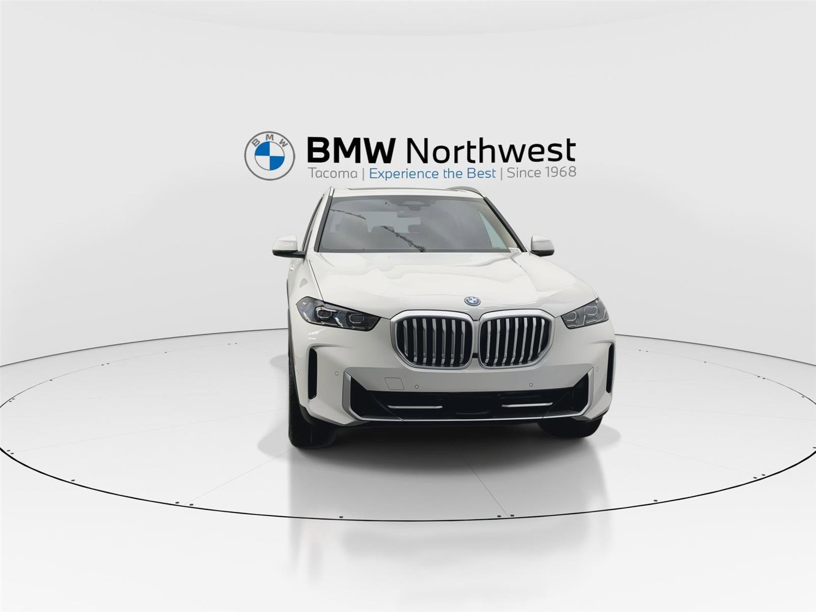 New 2026 BMW X5 xDrive50e w/ Executive Package image 7
