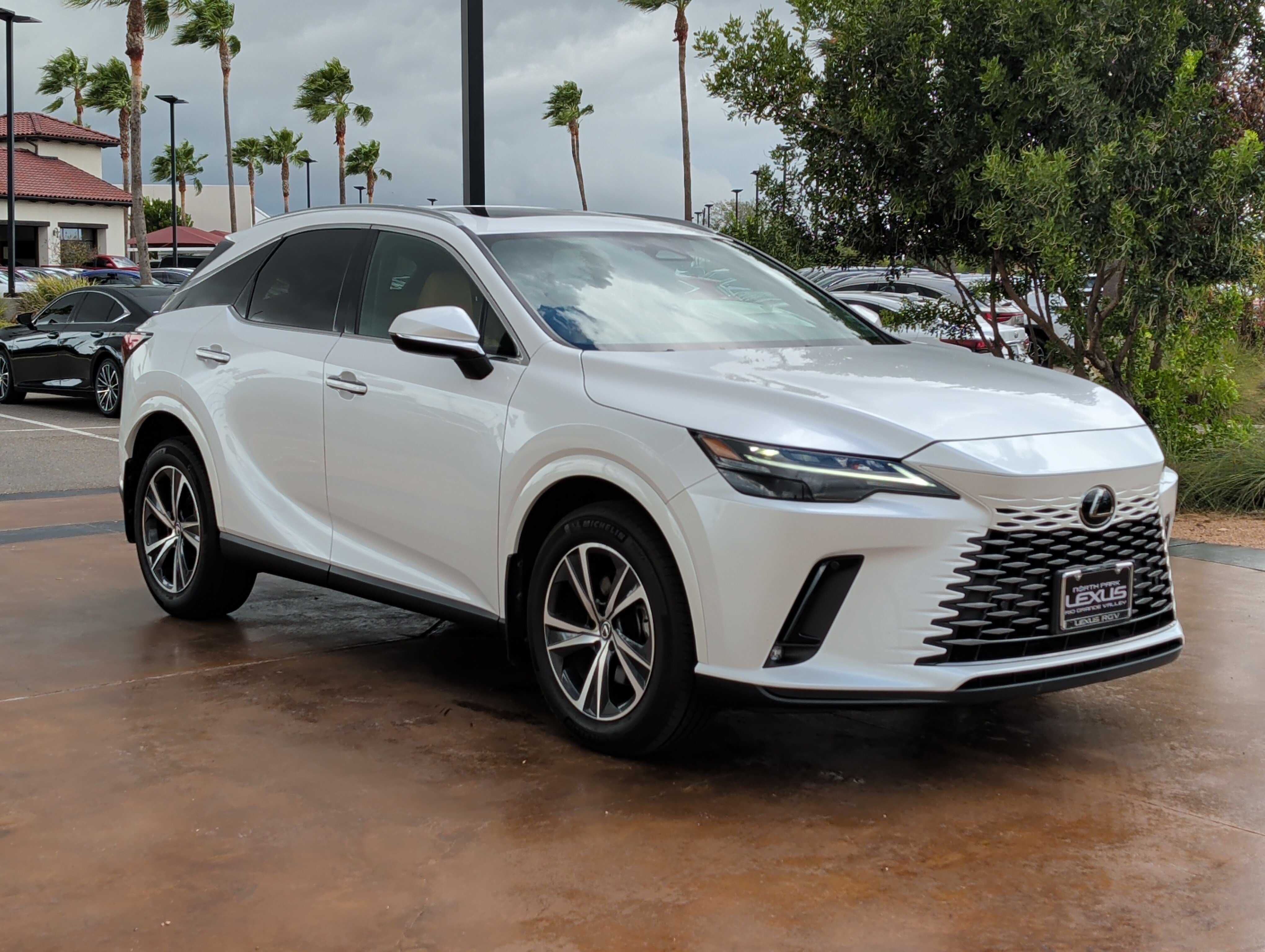 Used 2024 Lexus RX 350h w/ Accessory Package (K3)