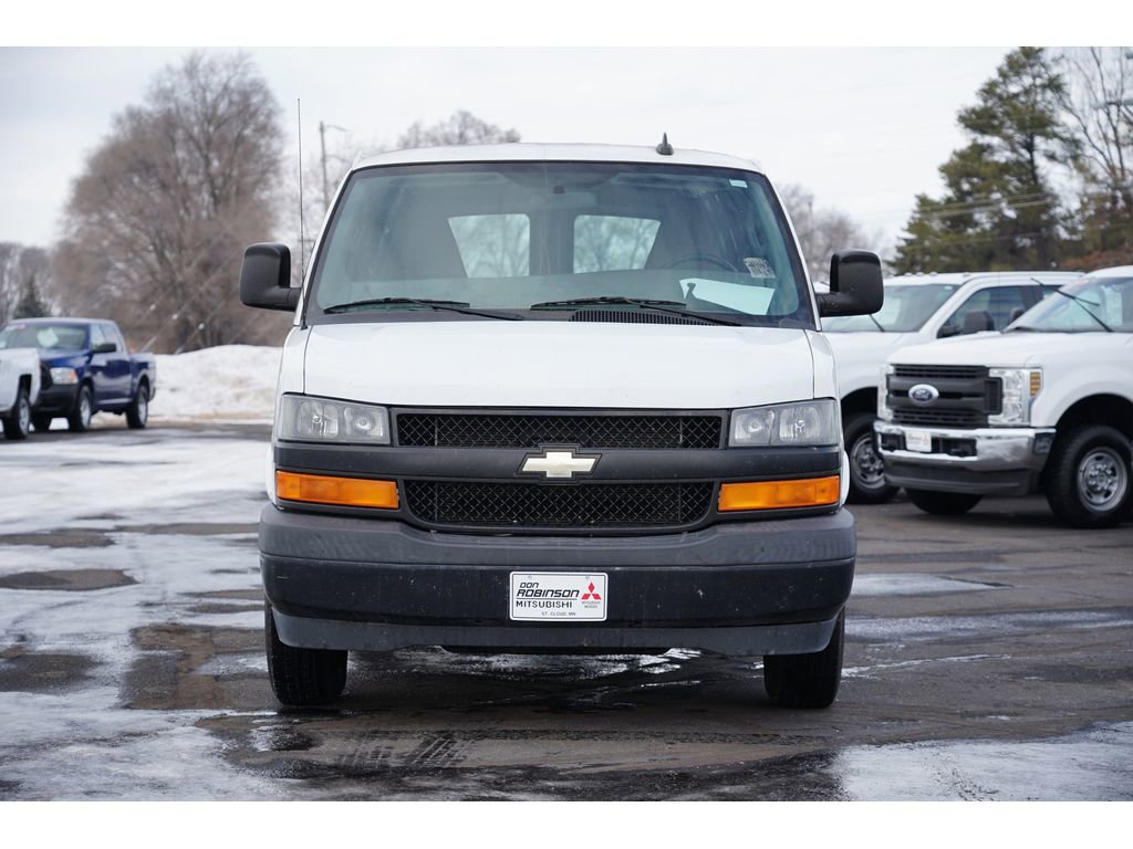 Used 2018 Chevrolet Express 2500 w/ Driver Convenience Package image 8