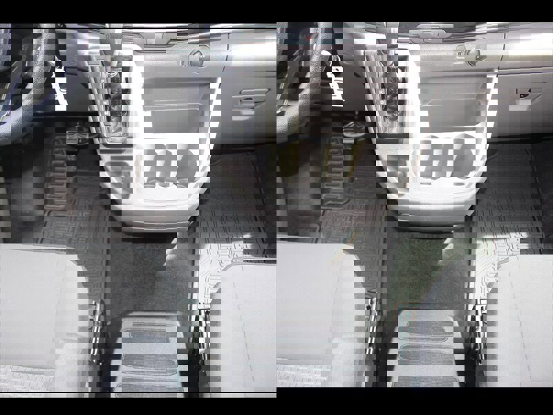 Used 2024 Ford Transit 350 XLT RWD image 18