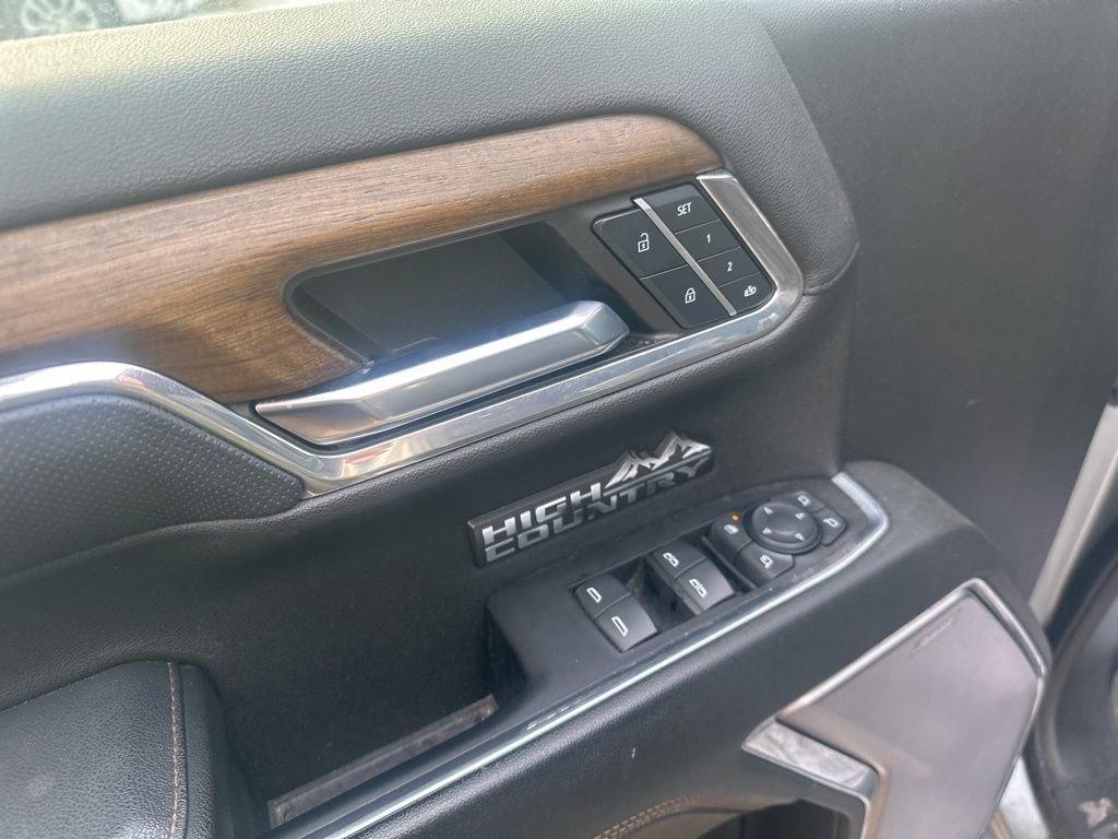 Certified 2023 Chevrolet Silverado 1500 High Country w/ Z71 Off-Road Package image 18