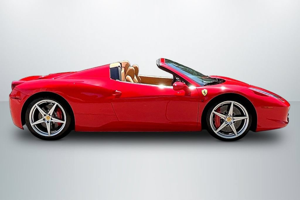 Used 2012 Ferrari 458 Spider RWD image 4
