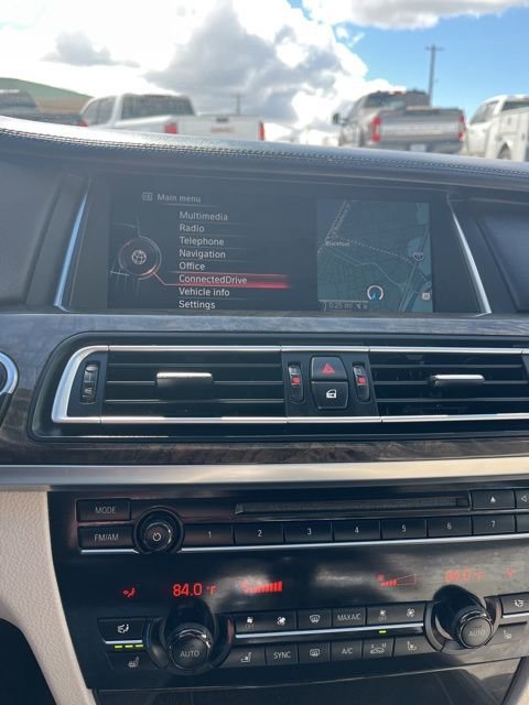 Used 2015 BMW 750i RWD image 47
