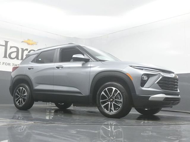 New 2026 Chevrolet TrailBlazer LT w/ Convenience Package AWD/4WD image 2