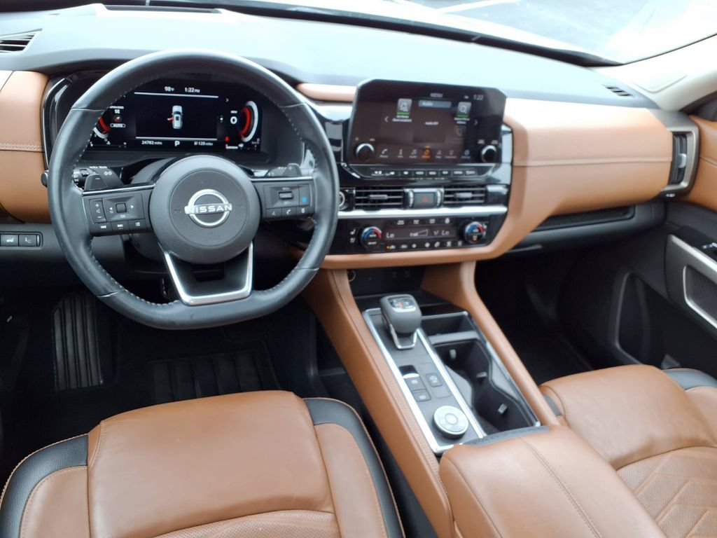 Used 2023 Nissan Pathfinder Platinum w/ Cargo Package AWD/4WD image 5