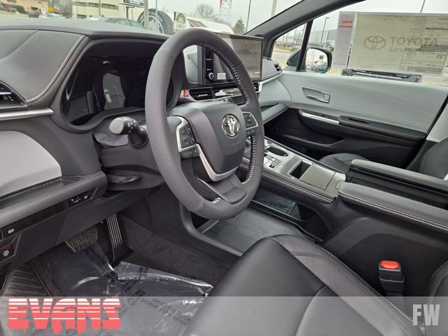 New 2026 Toyota Sienna XSE image 23