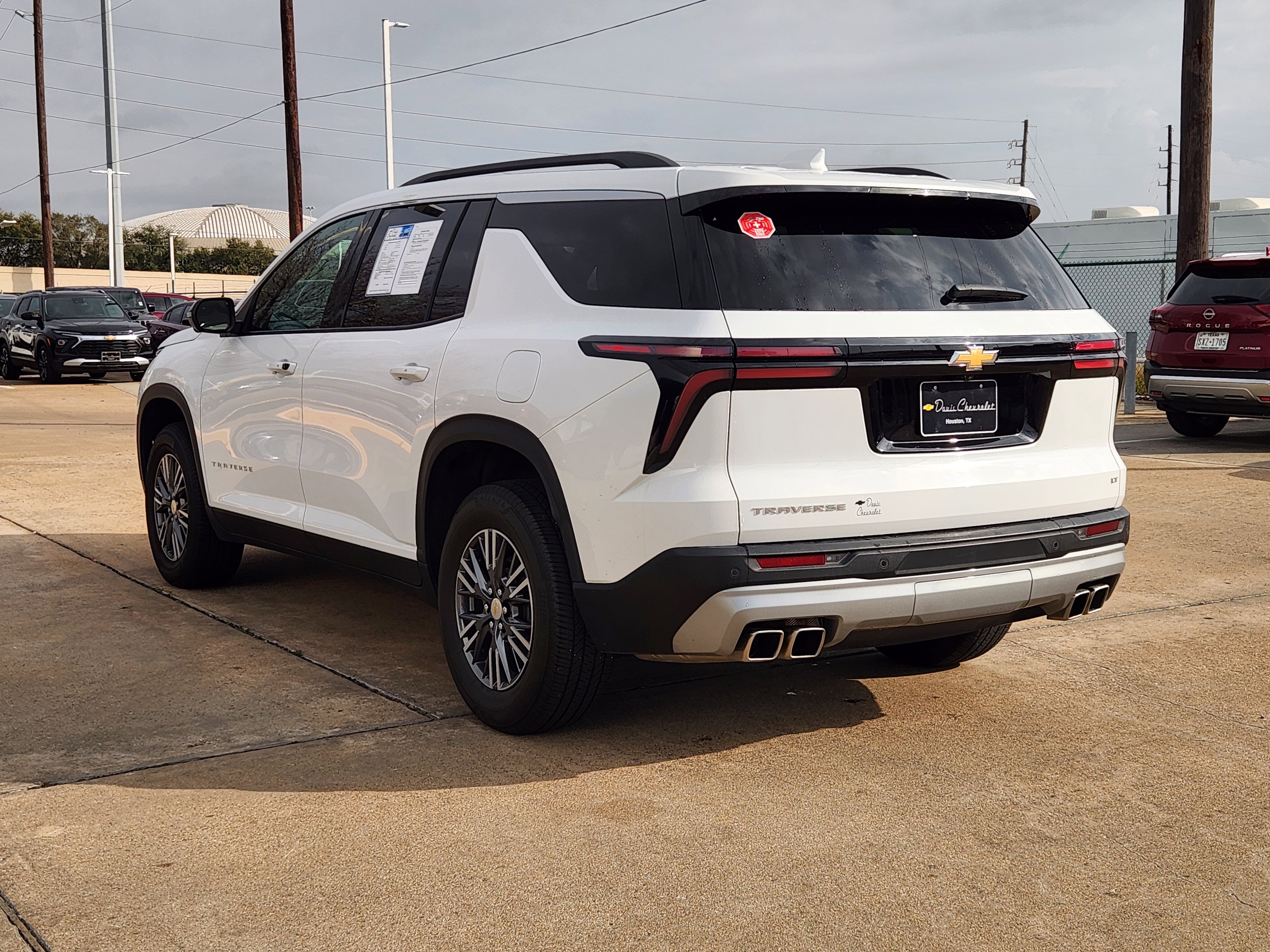 Certified 2024 Chevrolet Traverse LT image 8