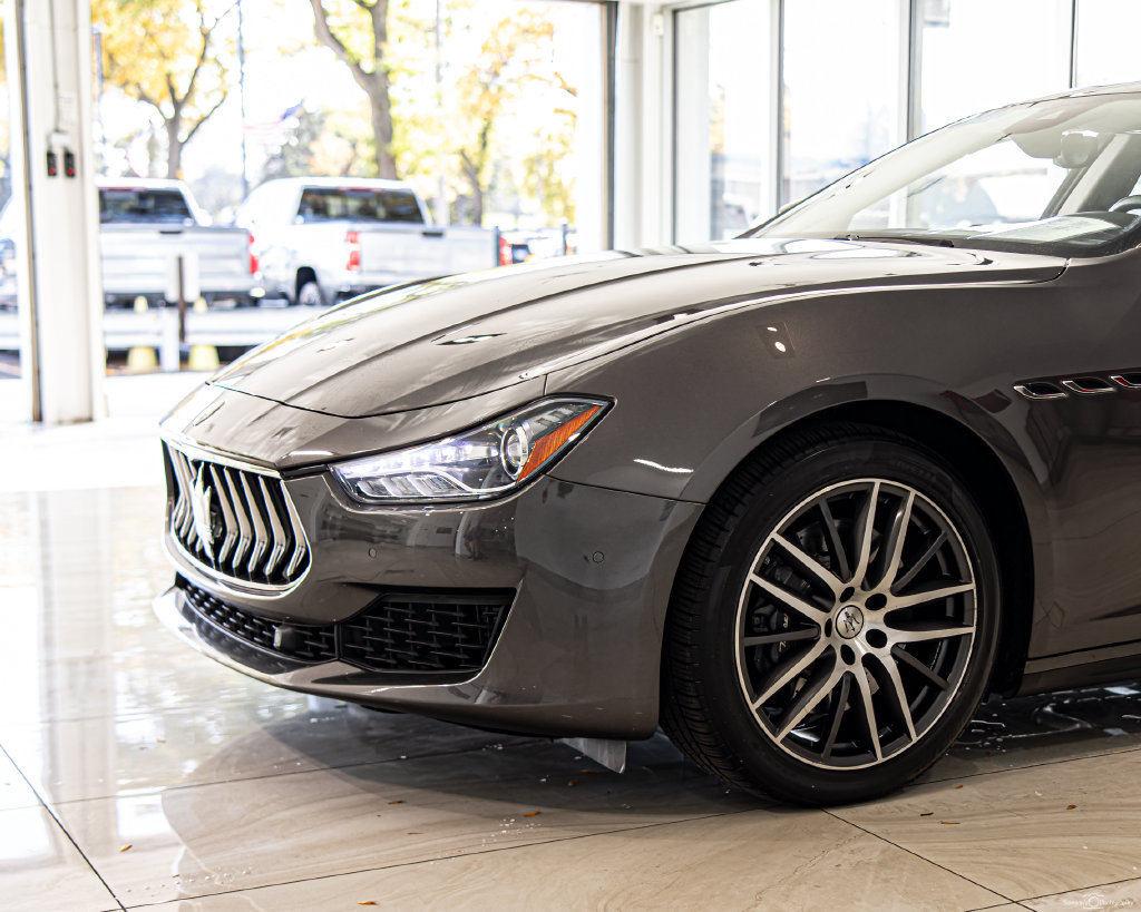 Used 2021 Maserati Ghibli S Q4 AWD/4WD image 4