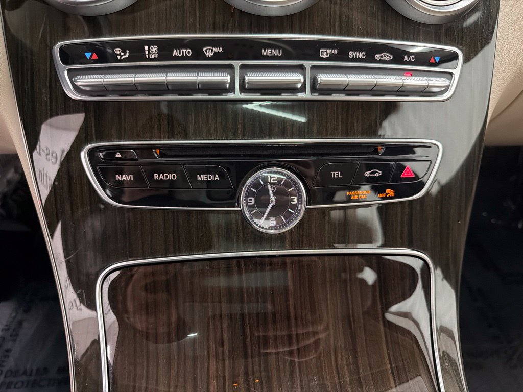Used 2015 Mercedes-Benz C 300 4MATIC Sedan image 16