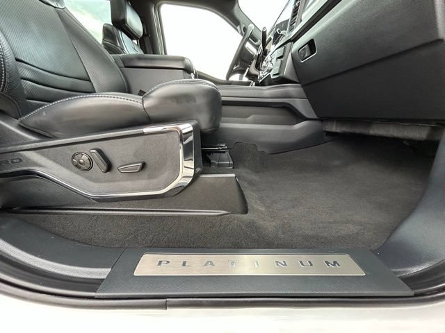 Used 2025 Ford F350 Platinum AWD/4WD image 47