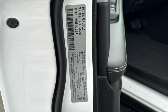 New 2026 Jeep Grand Cherokee Altitude AWD/4WD image 25