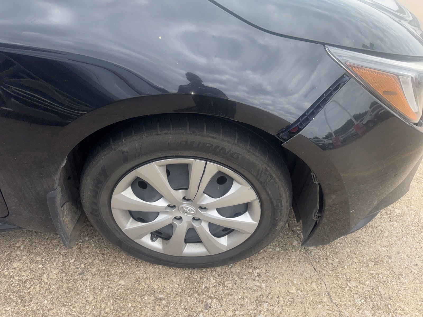 Used 2020 Toyota Corolla LE w/ Carpet Mat Package (TMS) FWD image 18