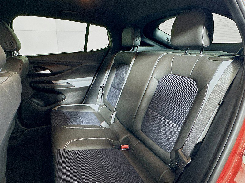 Used 2024 Buick Envista Preferred w/ Convenience I Package FWD image 40
