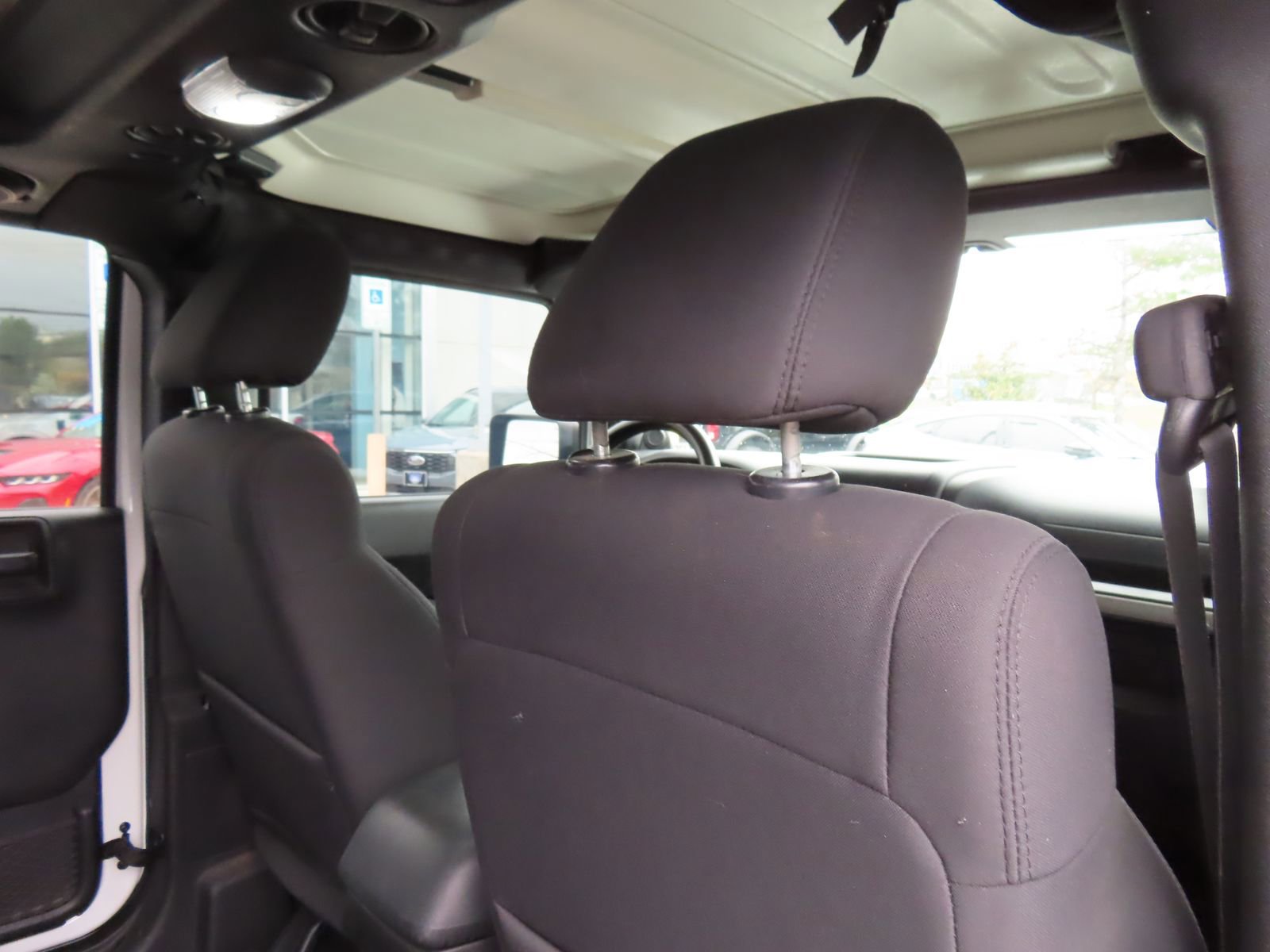 Used 2012 Jeep Wrangler Unlimited Sport image 29