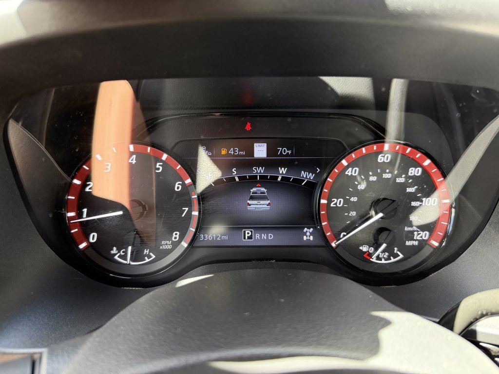 Used 2023 Nissan Titan PRO-4X w/ Pro-4x Convenience Package AWD/4WD image 20