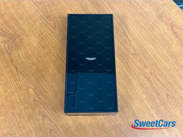 Used 2025 Aston Martin Vanquish RWD image 49