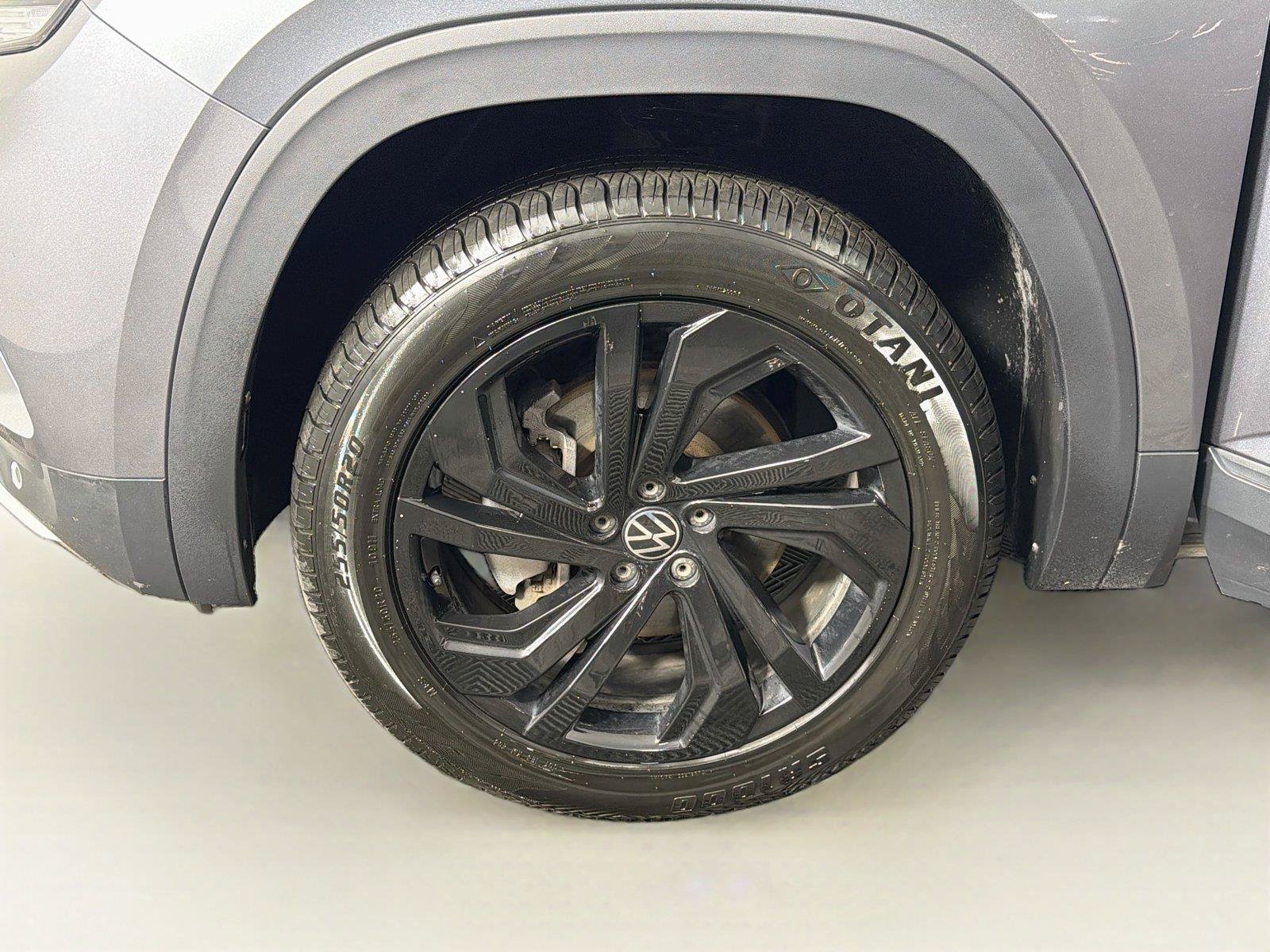 Used 2022 Volkswagen Atlas SE w/ Panoramic Sunroof Package AWD/4WD image 33