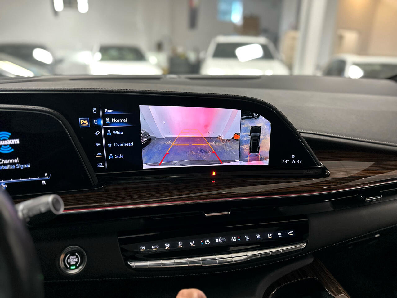 Used 2023 Cadillac Escalade Premium Luxury w/ Performance Package image 25