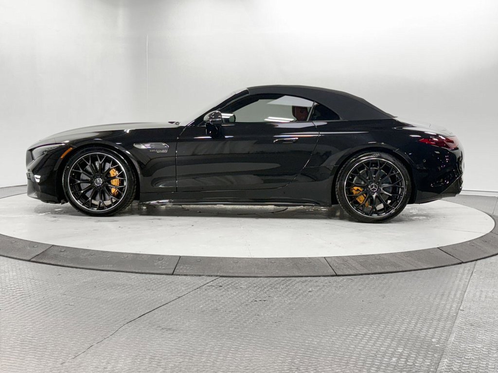 Used 2022 Mercedes-Benz SL 63 AMG 4MATIC image 4