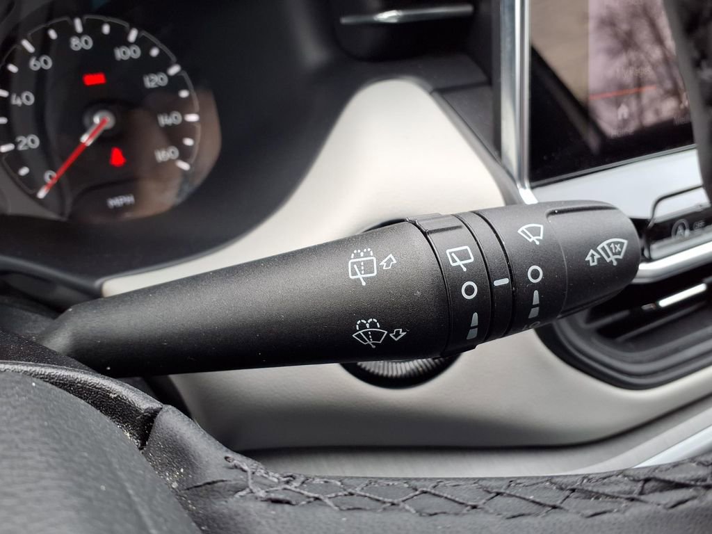 Used 2025 Jeep Compass Limited image 22