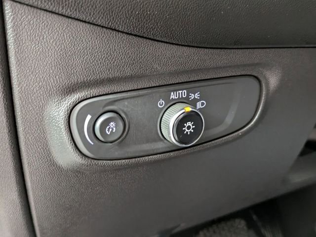 Used 2022 Chevrolet Equinox LT image 14