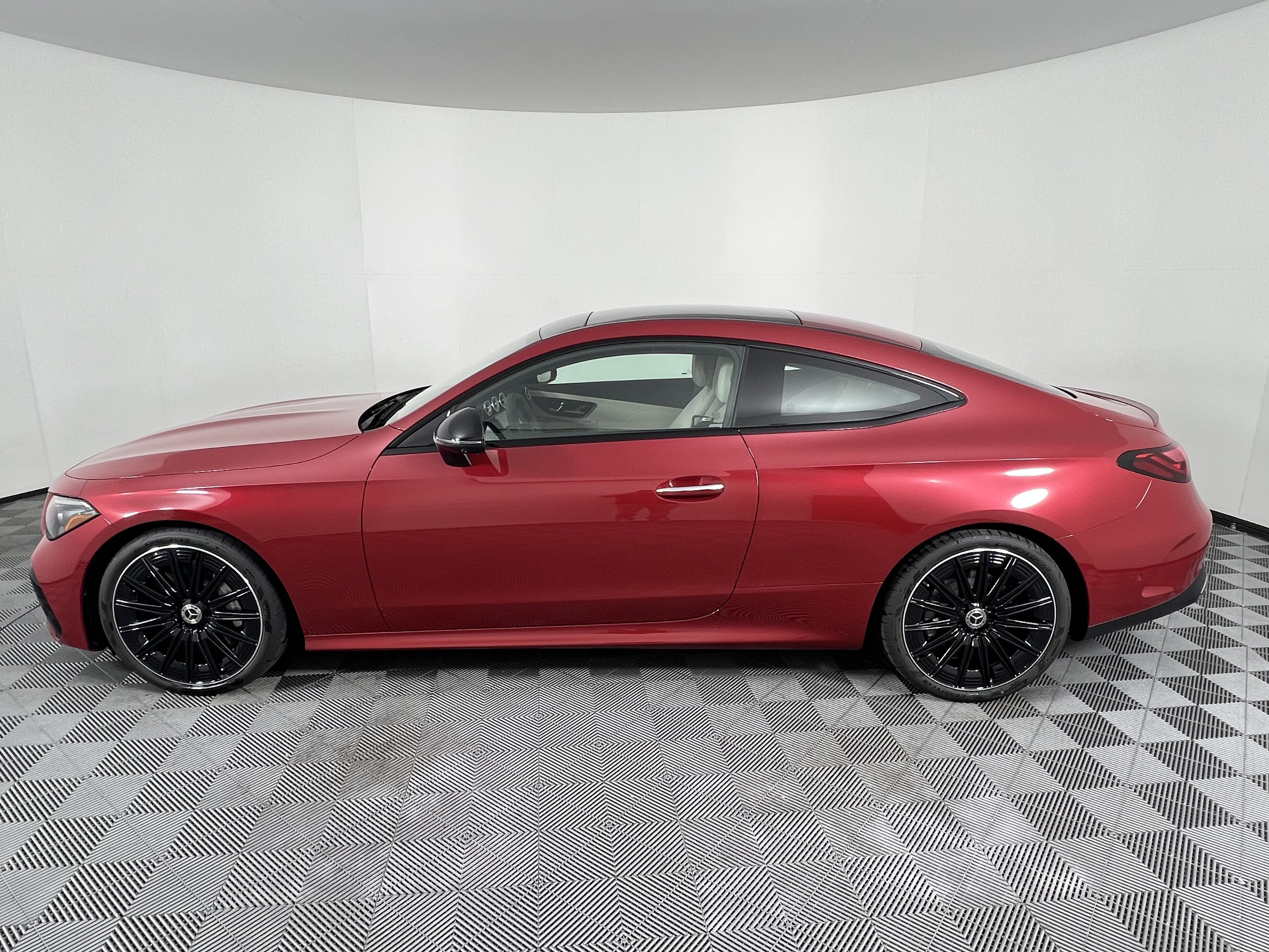 New 2026 Mercedes-Benz CLE 450 4MATIC Coupe image 9