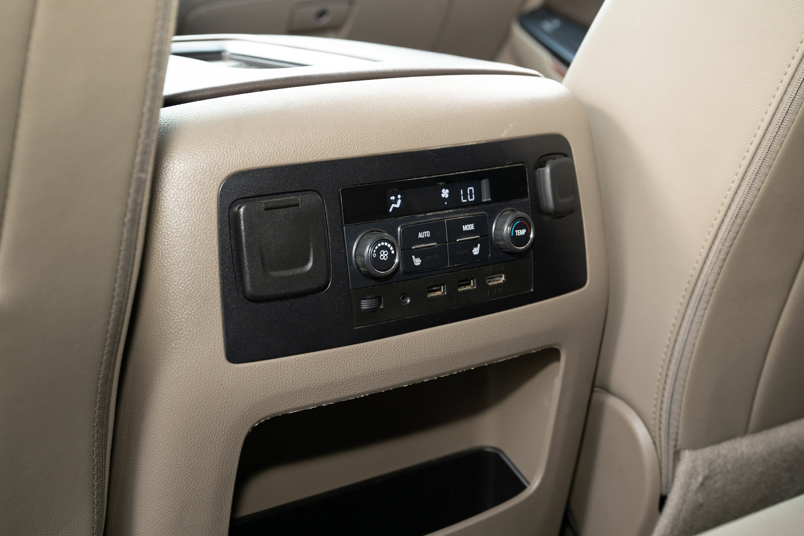 Used 2017 Chevrolet Tahoe Premier image 42