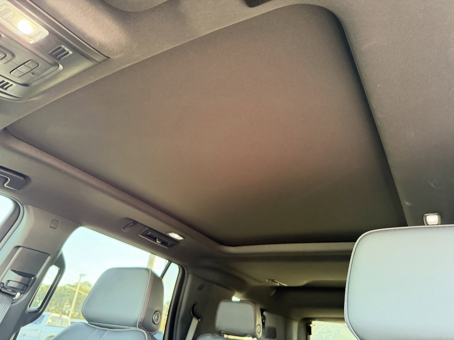 Used 2024 Chevrolet Tahoe RST w/ Luxury Package image 3