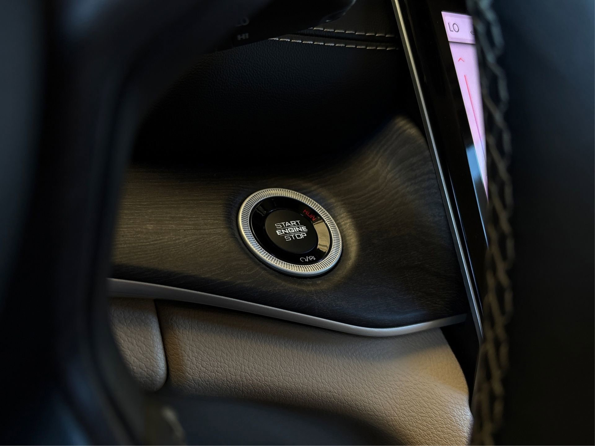 Used 2022 Jeep Grand Cherokee L Limited image 27