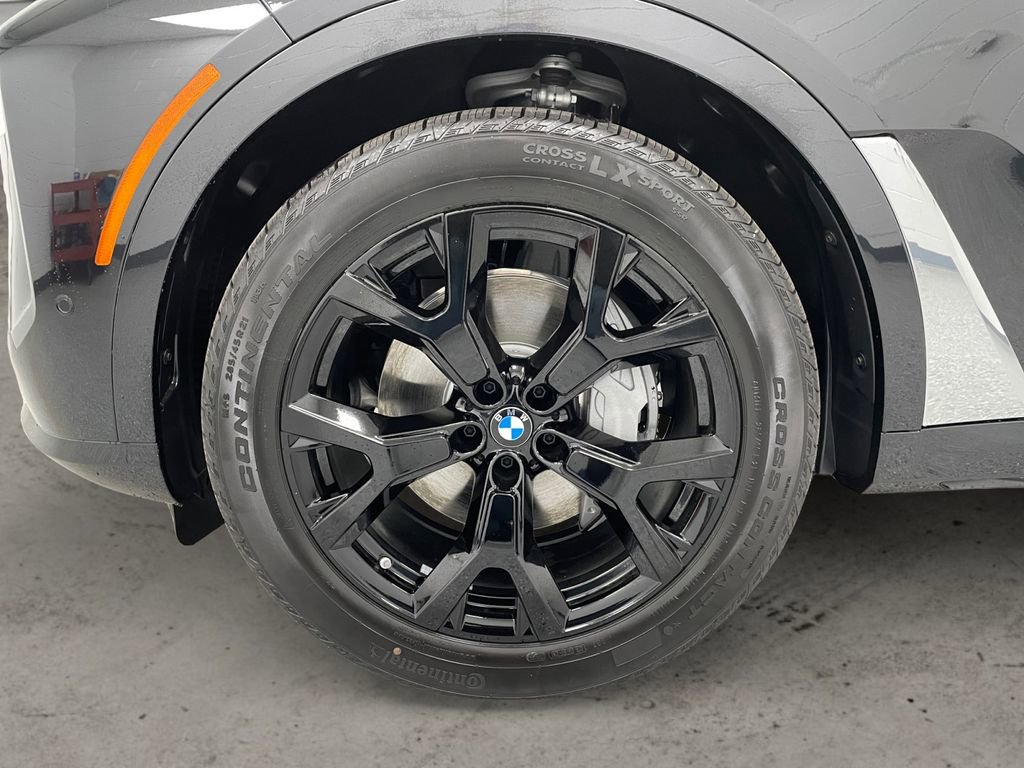 New 2026 BMW X7 xDrive40i w/ Dynamic Handling Package image 12