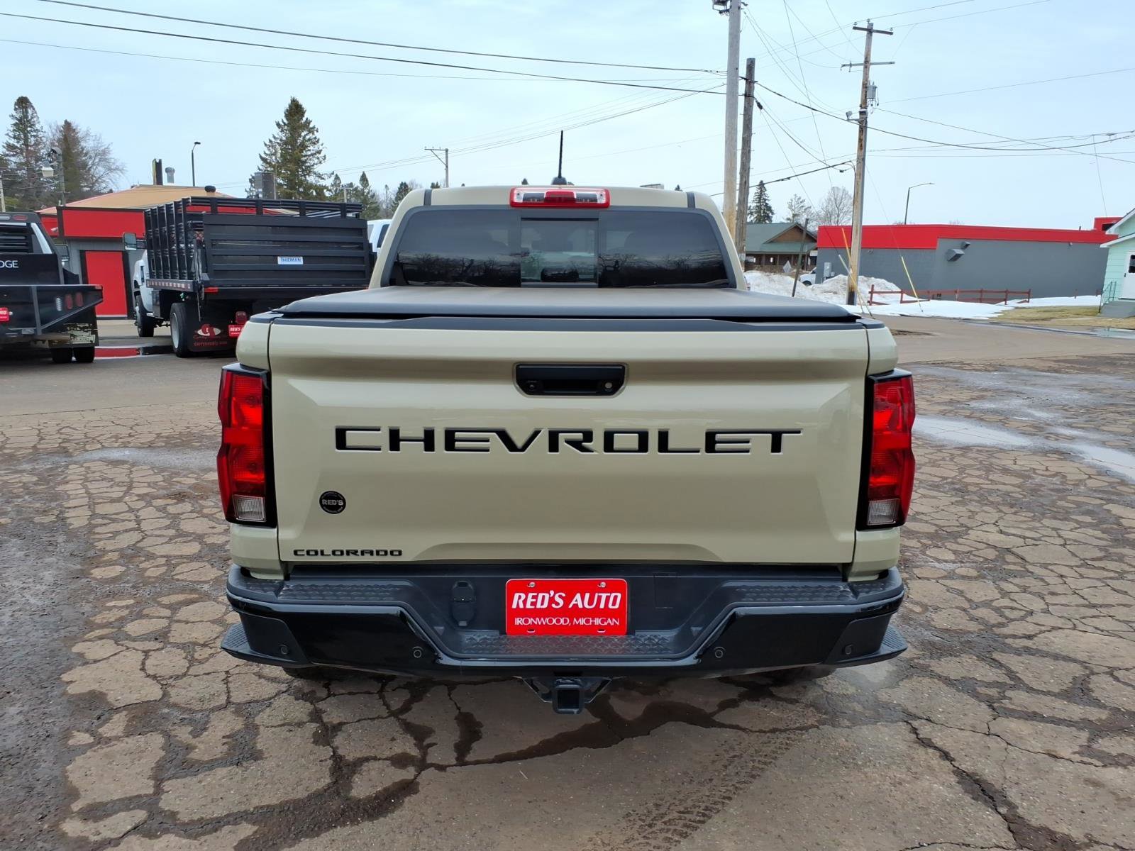Used 2024 Chevrolet Colorado Trail Boss w/ Safety Package AWD/4WD image 5