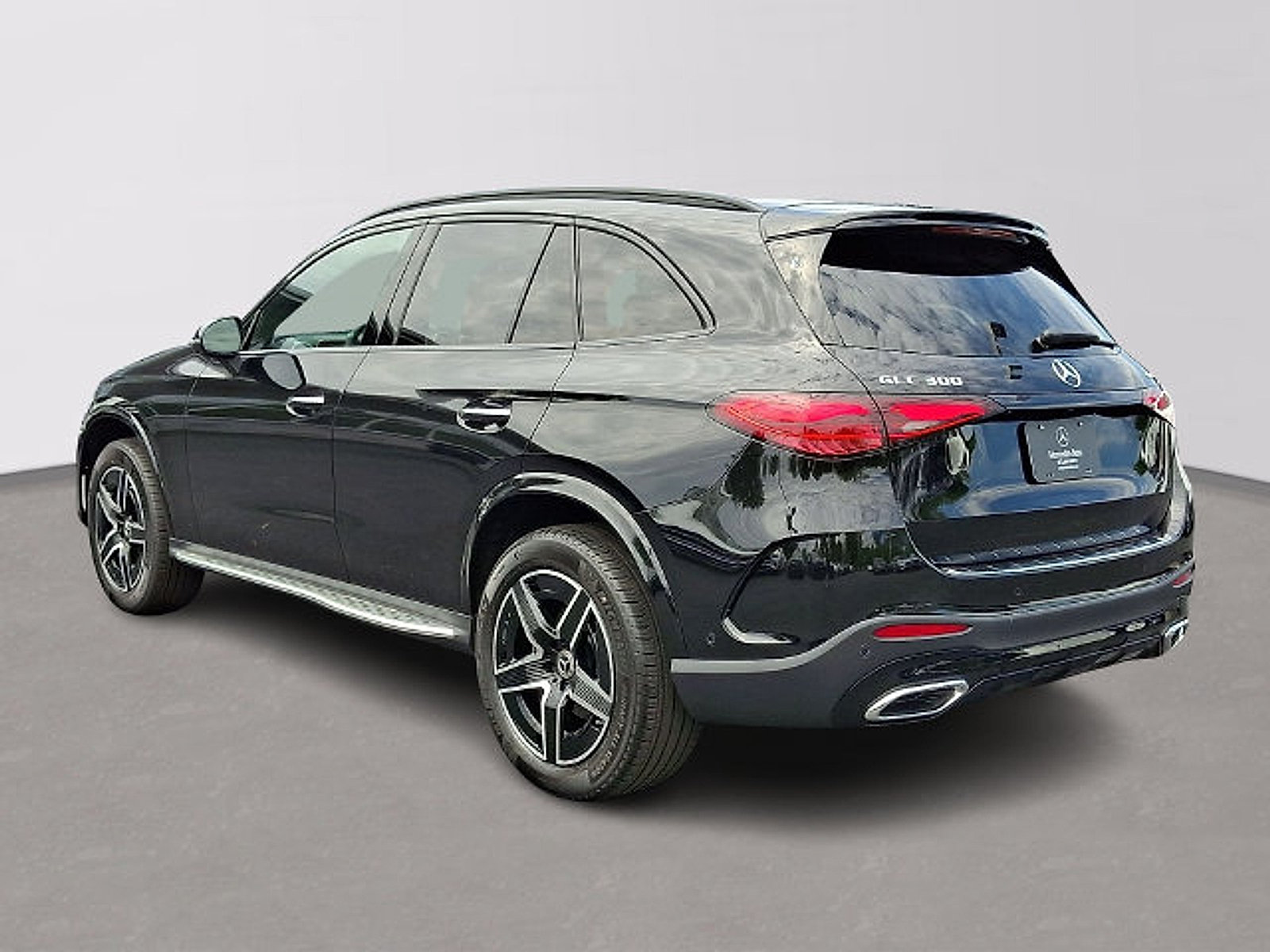 Used 2026 Mercedes-Benz GLC 300 4MATIC image 6