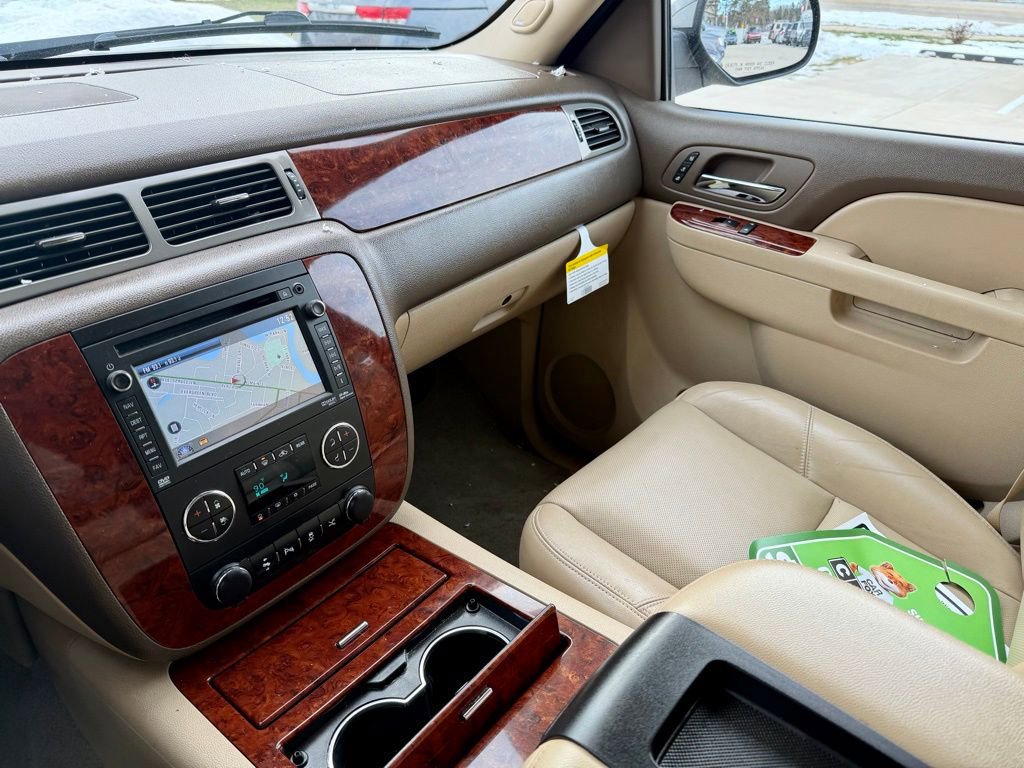 Used 2014 Chevrolet Tahoe LTZ image 36