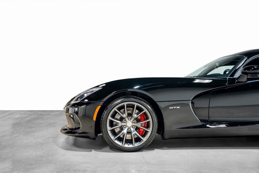 Used 2013 SRT Viper GTS w/ GTS Laguna Interior Pkg image 30