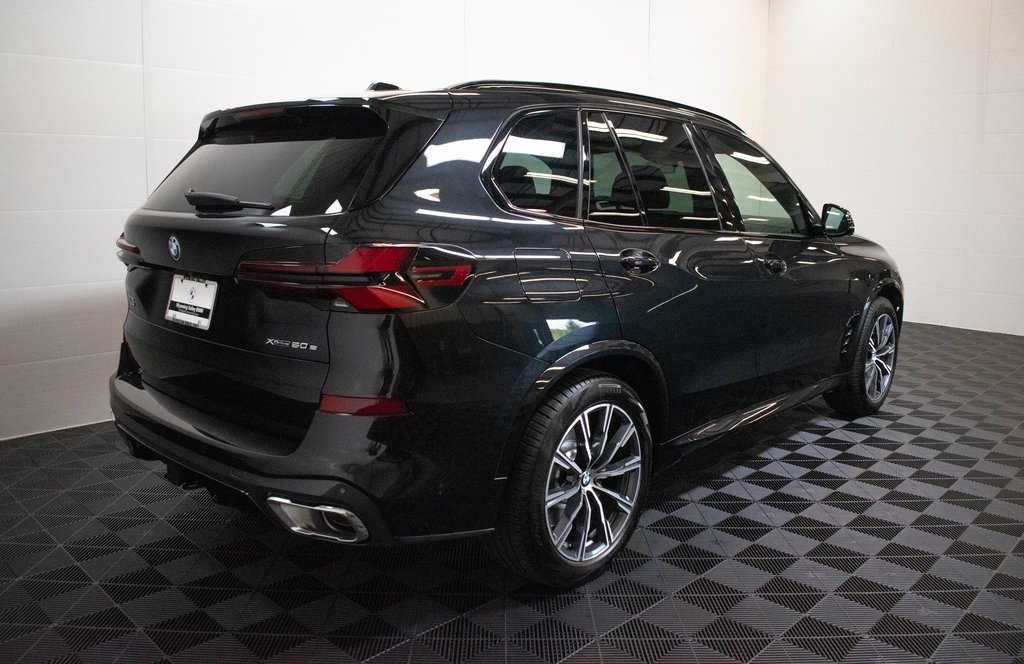 New 2026 BMW X5 xDrive50e w/ M Sport Package image 4
