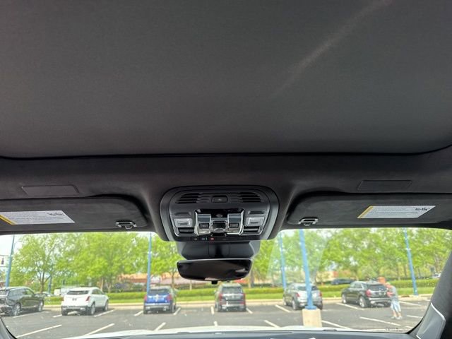 New 2026 Cadillac Escalade Sport AWD/4WD image 7