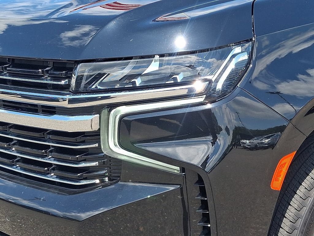Used 2023 Chevrolet Tahoe LT w/ Luxury Package AWD/4WD image 9