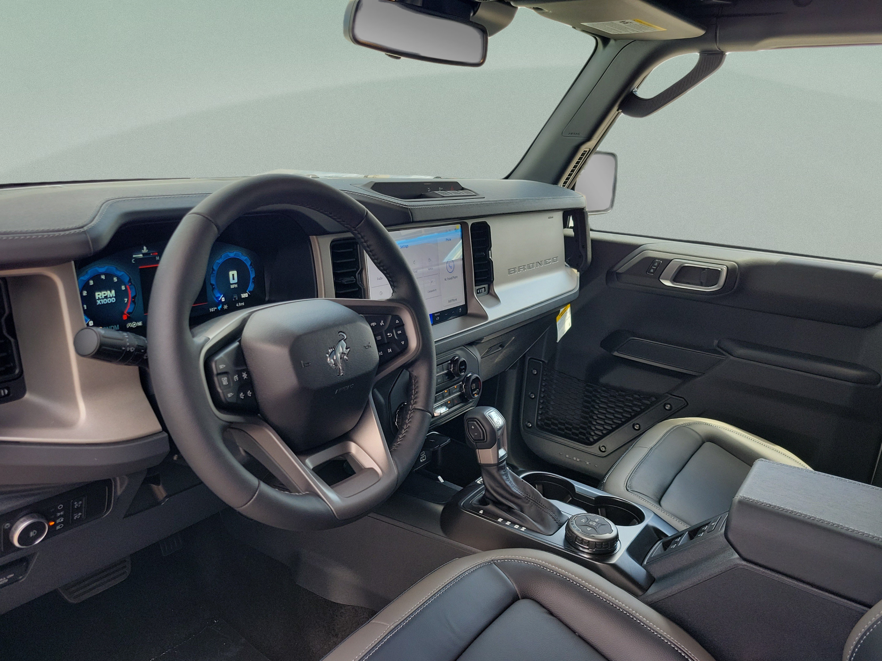 New 2026 Ford Bronco Outer Banks AWD/4WD image 16