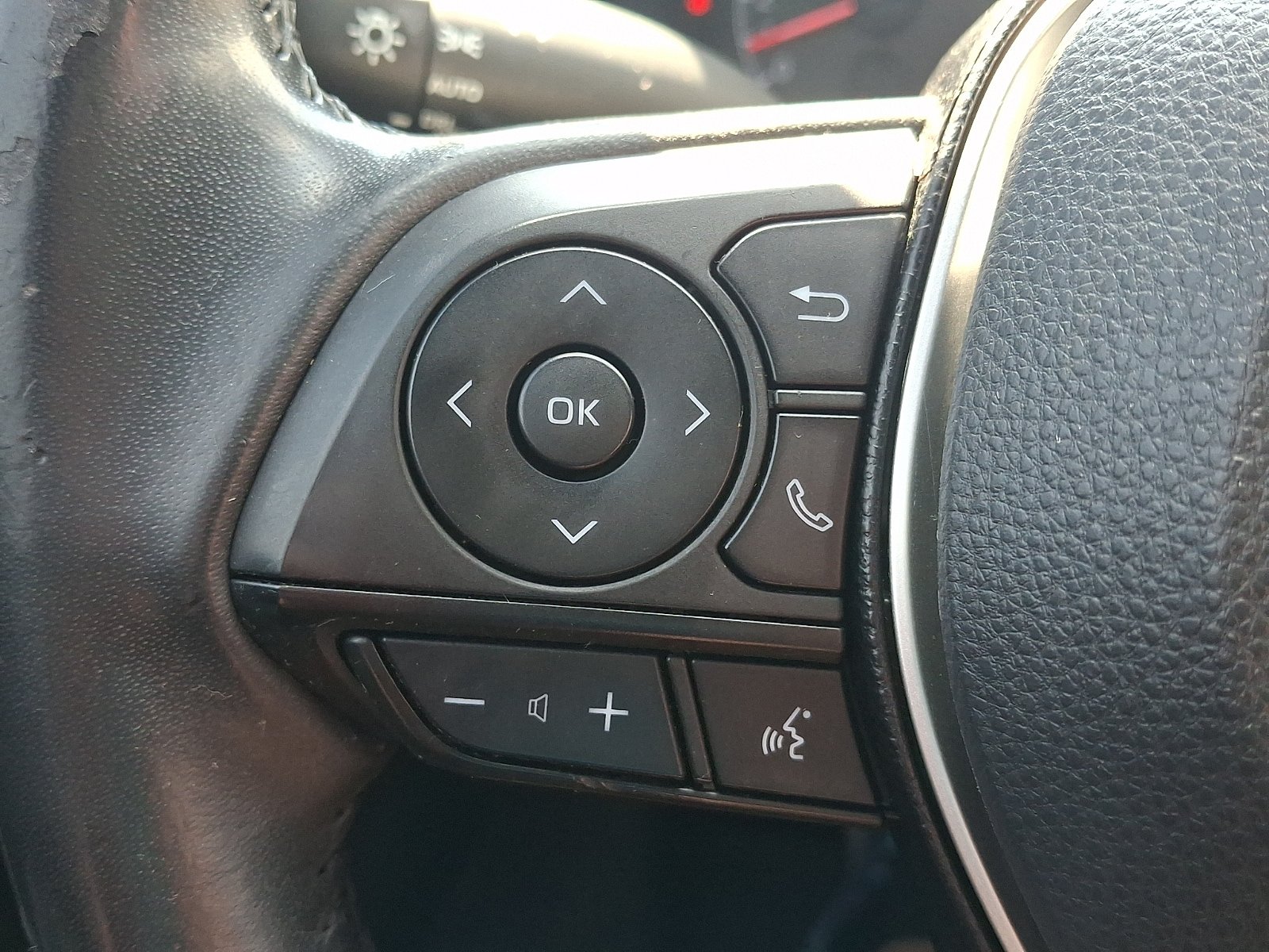 Used 2019 Toyota Corolla SE FWD image 20
