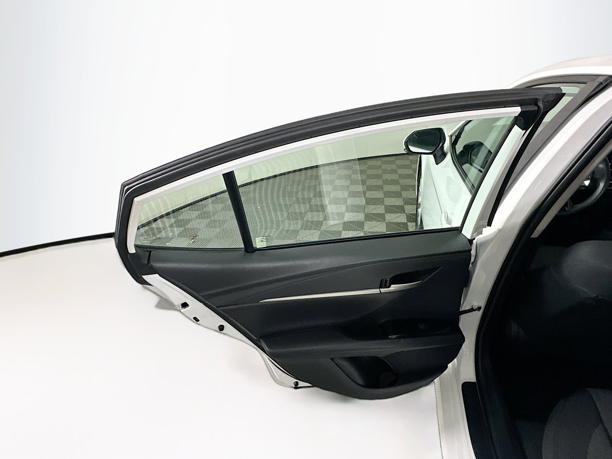 Used 2025 Toyota Camry LE image 26