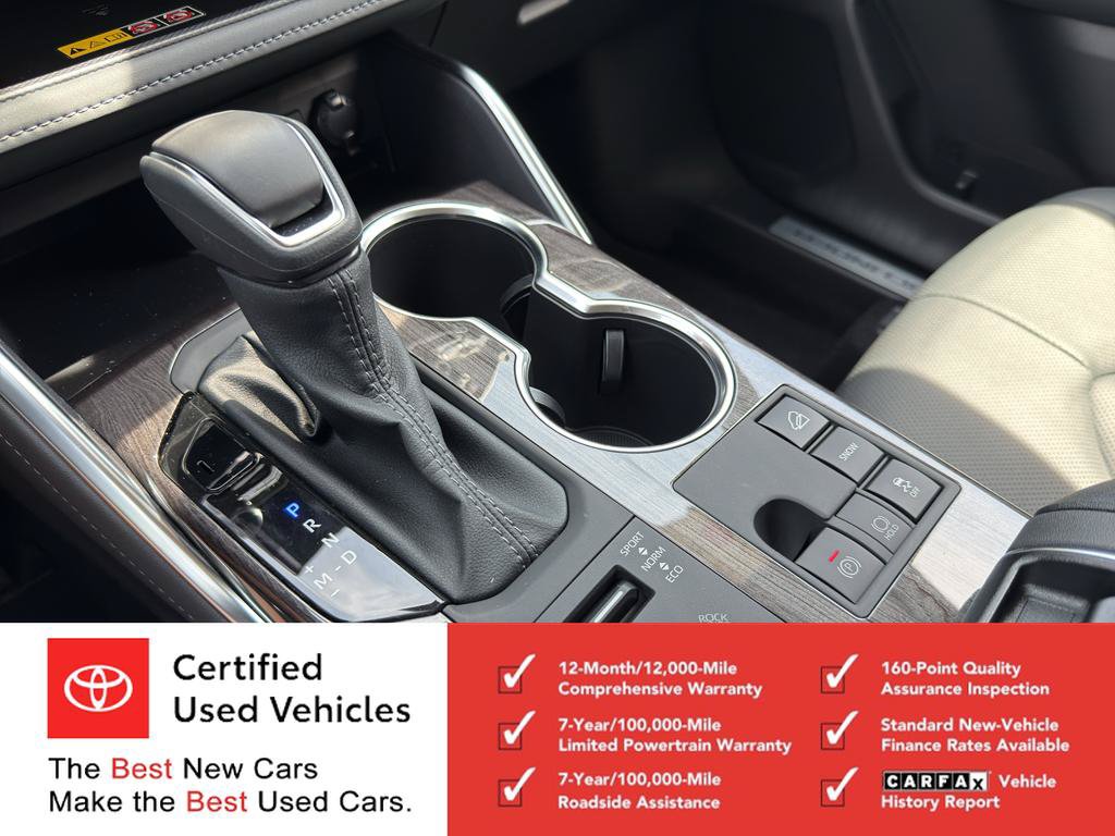 Certified 2026 Toyota Highlander Limited AWD/4WD image 24