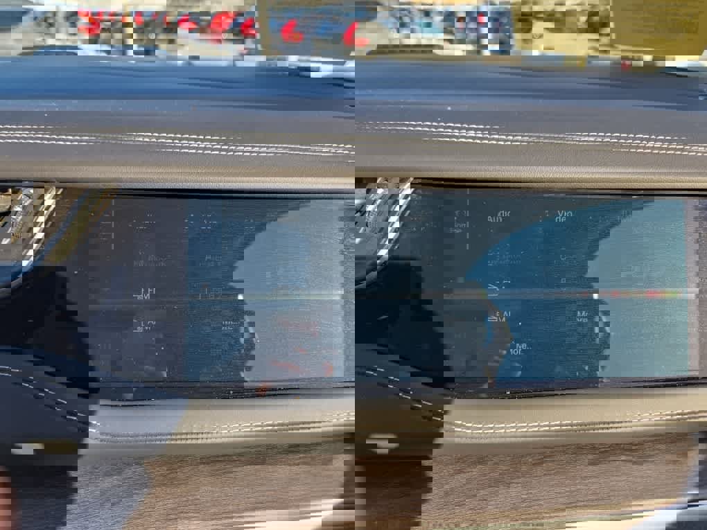 Used 2022 Jeep Grand Cherokee Limited 4xe image 16