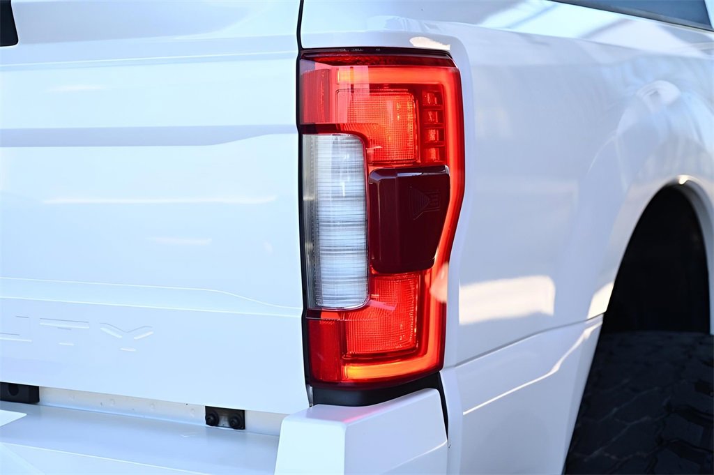 Used 2018 Ford F250 Lariat w/ Lariat Ultimate Package image 8