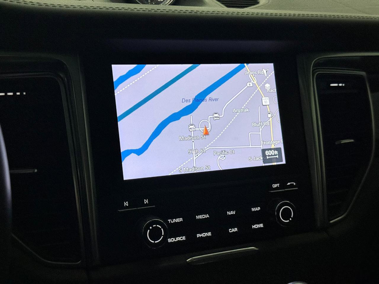 Used 2018 Porsche Macan GTS w/ Premium Package Plus image 34