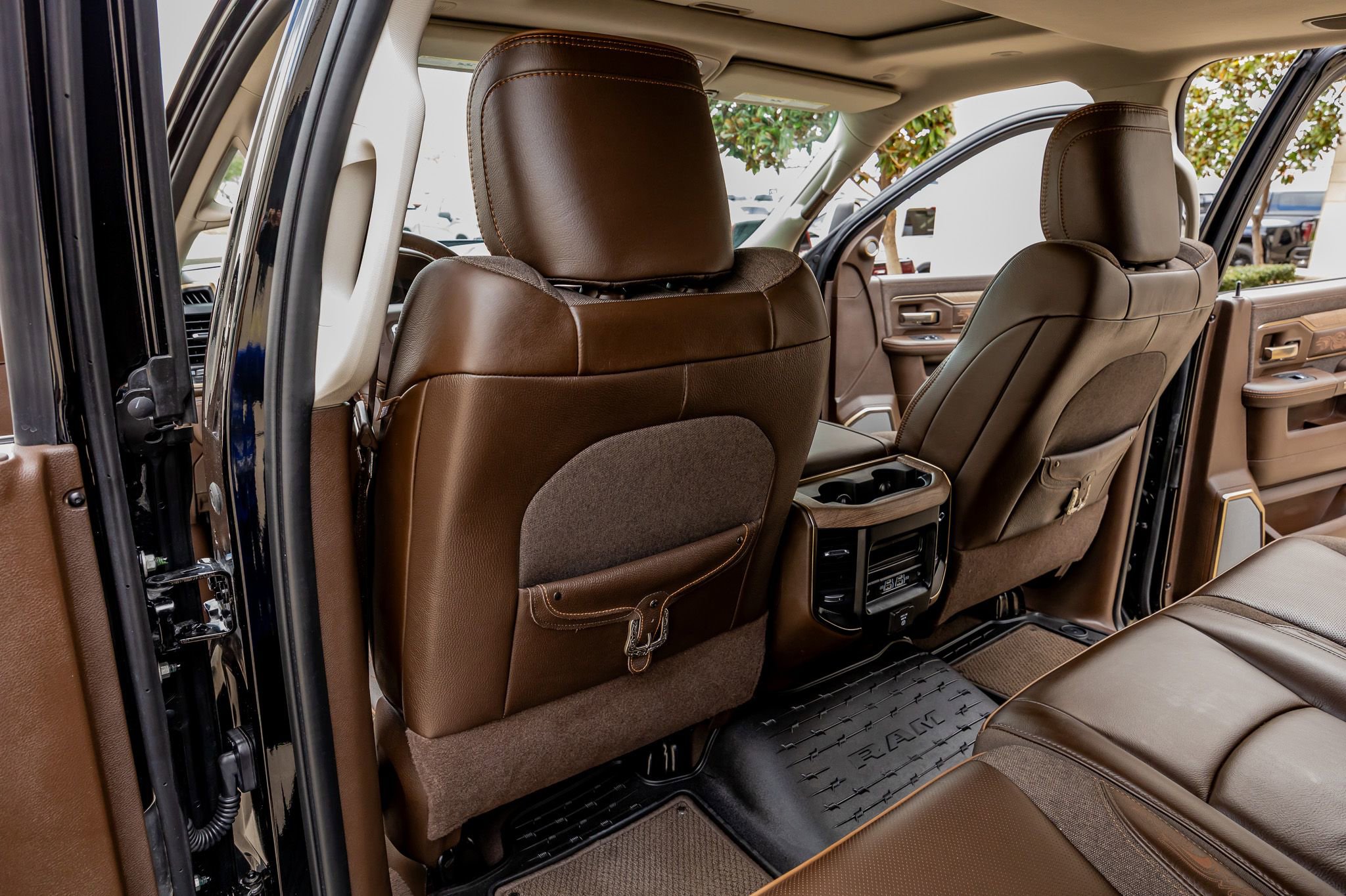 Used 2025 RAM 2500 Limited image 34