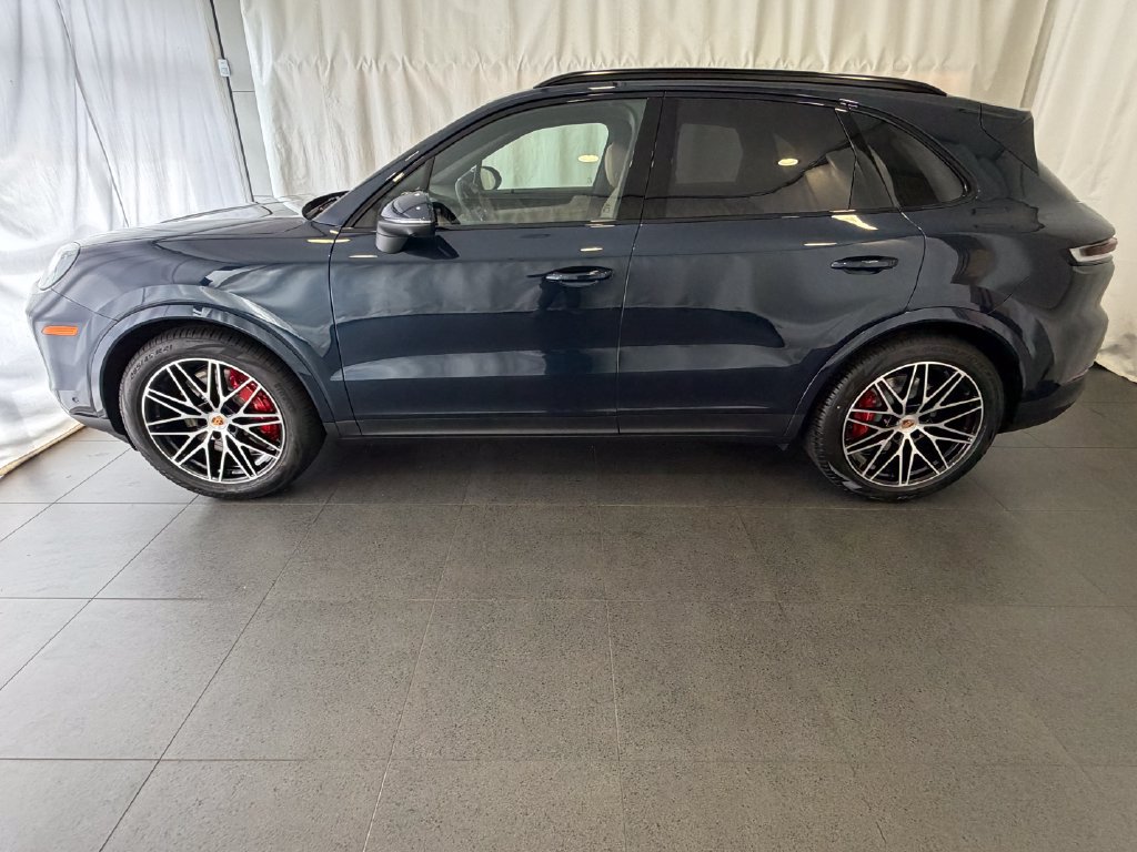 New 2026 Porsche Cayenne S AWD/4WD image 2
