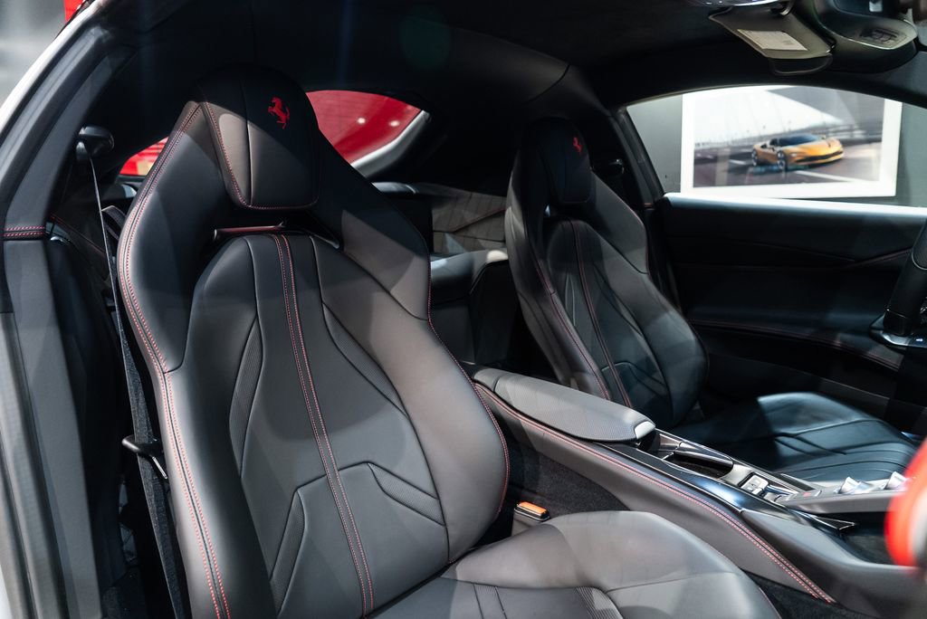 Used 2020 Ferrari 812 Superfast RWD image 51